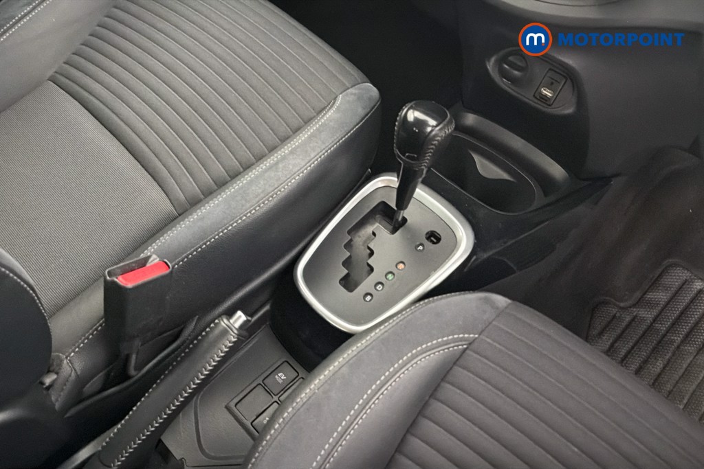 Toyota Yaris Excel Automatic Petrol-Electric Hybrid Hatchback - Stock Number (1639876) - 15th supplementary image