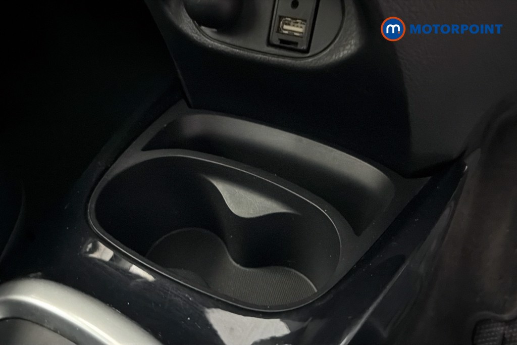 Toyota Yaris Excel Automatic Petrol-Electric Hybrid Hatchback - Stock Number (1639876) - 16th supplementary image