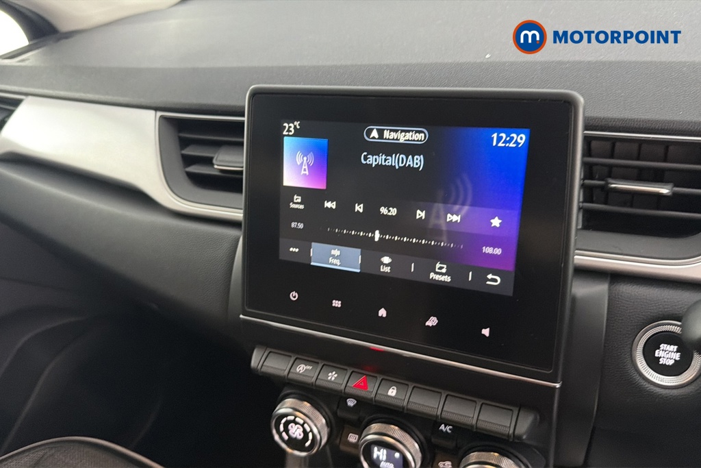 Renault Captur Techno Manual Petrol SUV - Stock Number (1642370) - 8th supplementary image