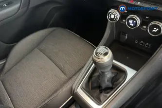 Renault Captur Techno Manual Petrol SUV - Stock Number (1642370) - 15th supplementary image