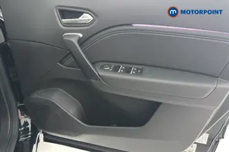 Renault Captur Techno Manual Petrol SUV - Stock Number (1642370) - 18th supplementary image