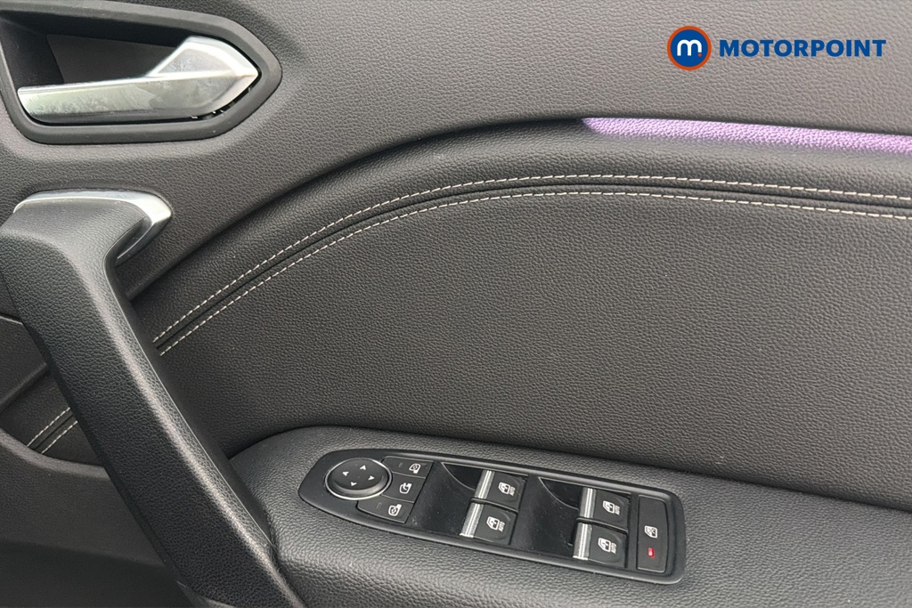 Renault Captur Techno Manual Petrol SUV - Stock Number (1642370) - 19th supplementary image