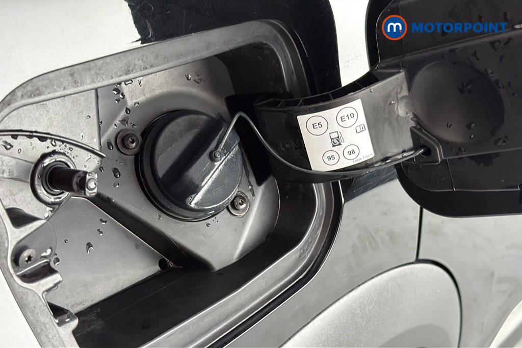 Renault Captur Techno Manual Petrol SUV - Stock Number (1642370) - 41st supplementary image