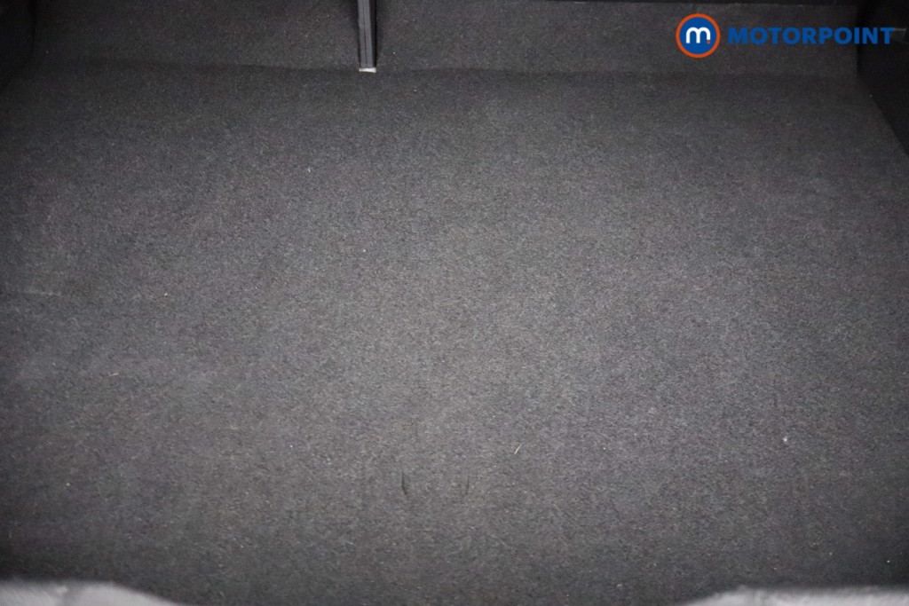 Nissan Juke Tekna Manual Petrol SUV - Stock Number (1644148) - 7th supplementary image