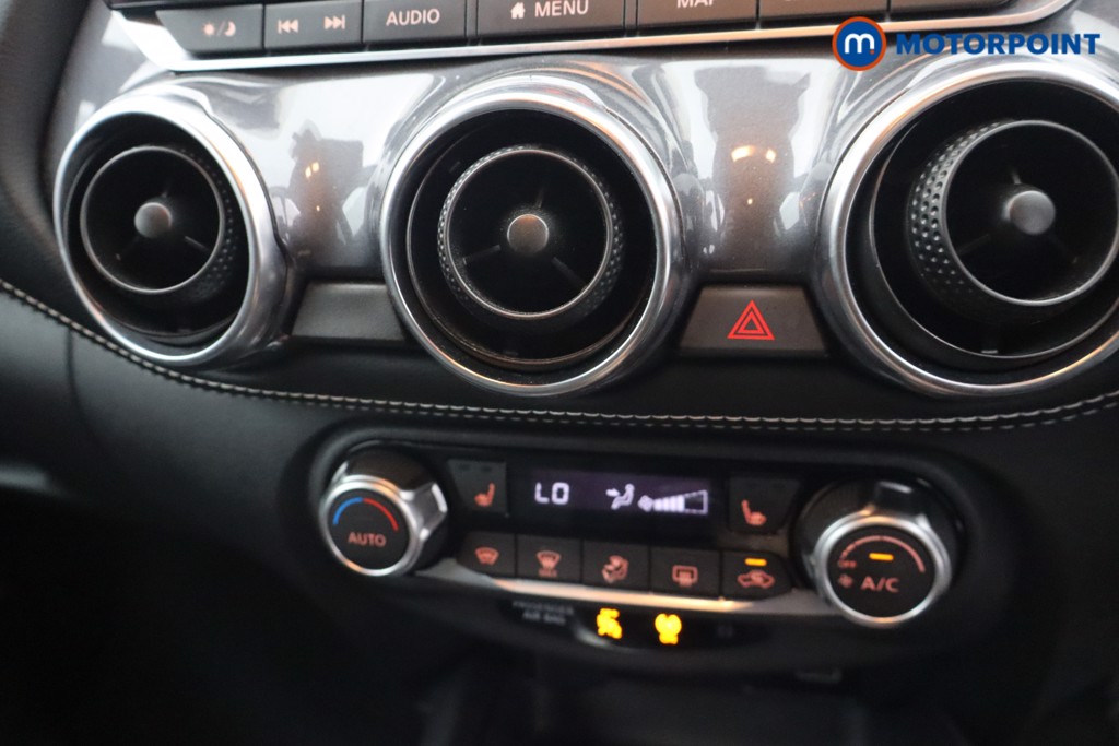 Nissan Juke Tekna Manual Petrol SUV - Stock Number (1644148) - 18th supplementary image