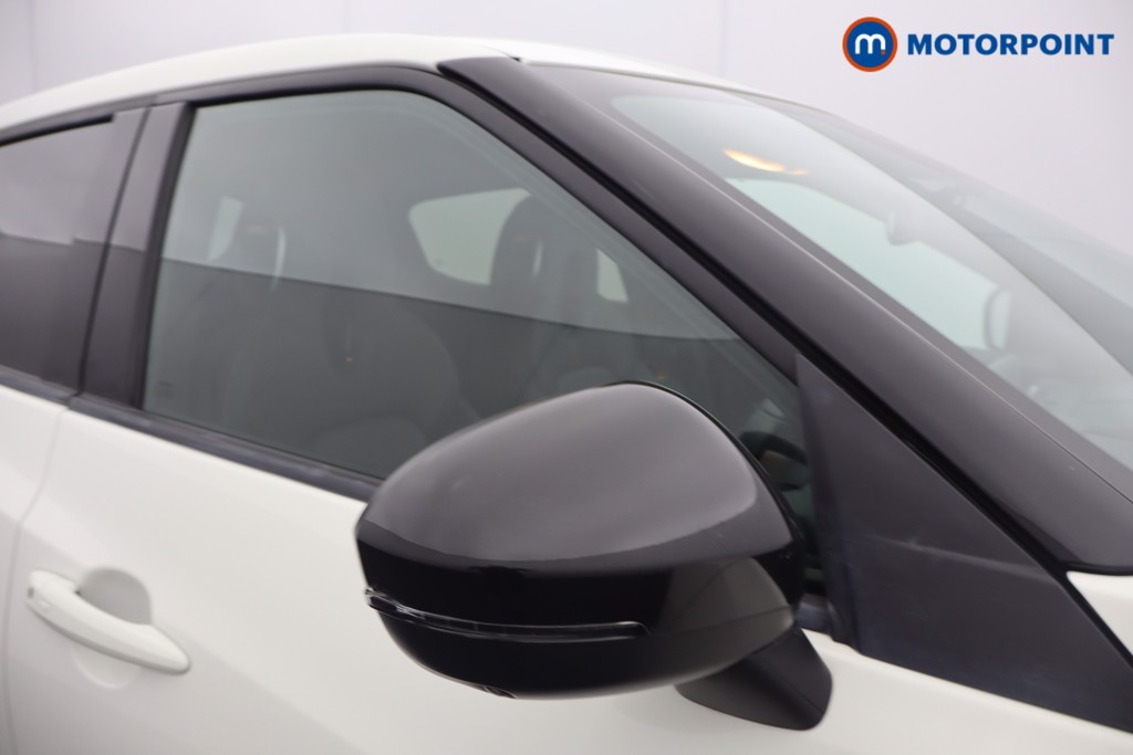 Nissan Juke Tekna Manual Petrol SUV - Stock Number (1644148) - 23rd supplementary image