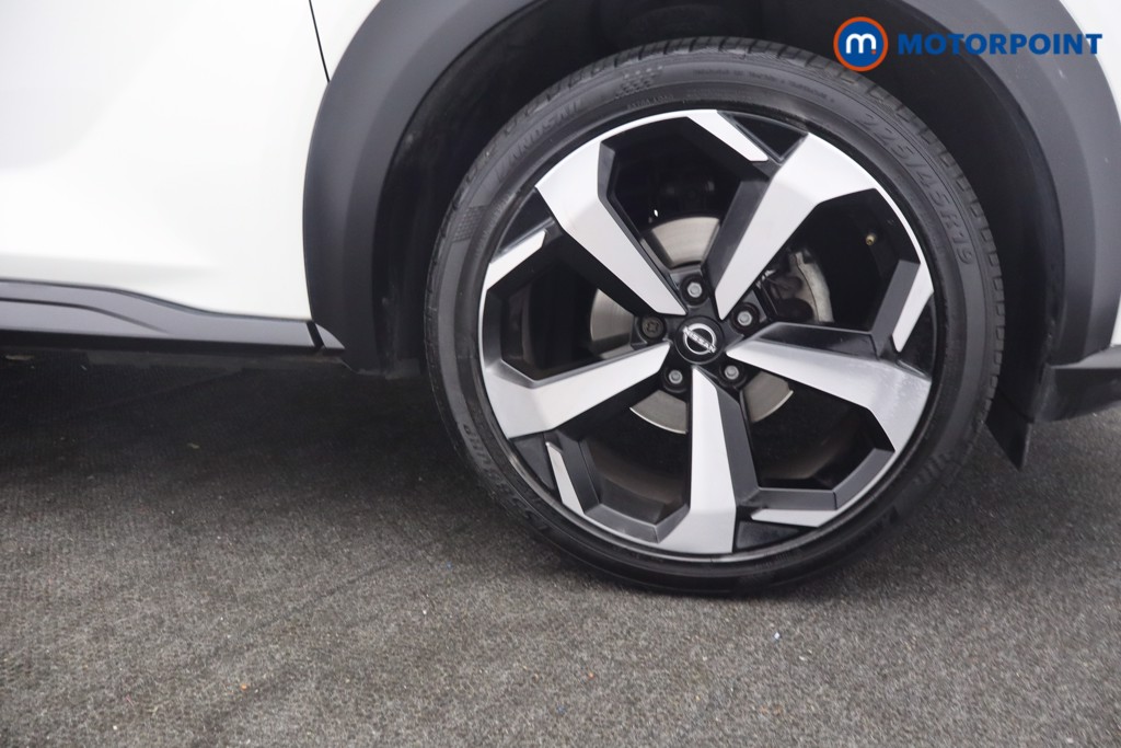Nissan Juke Tekna Manual Petrol SUV - Stock Number (1644148) - 24th supplementary image