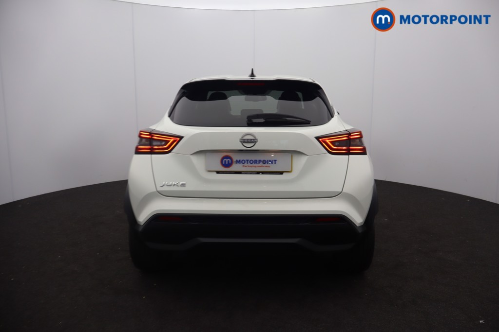 Nissan Juke Tekna Manual Petrol SUV - Stock Number (1644148) - 1st supplementary image