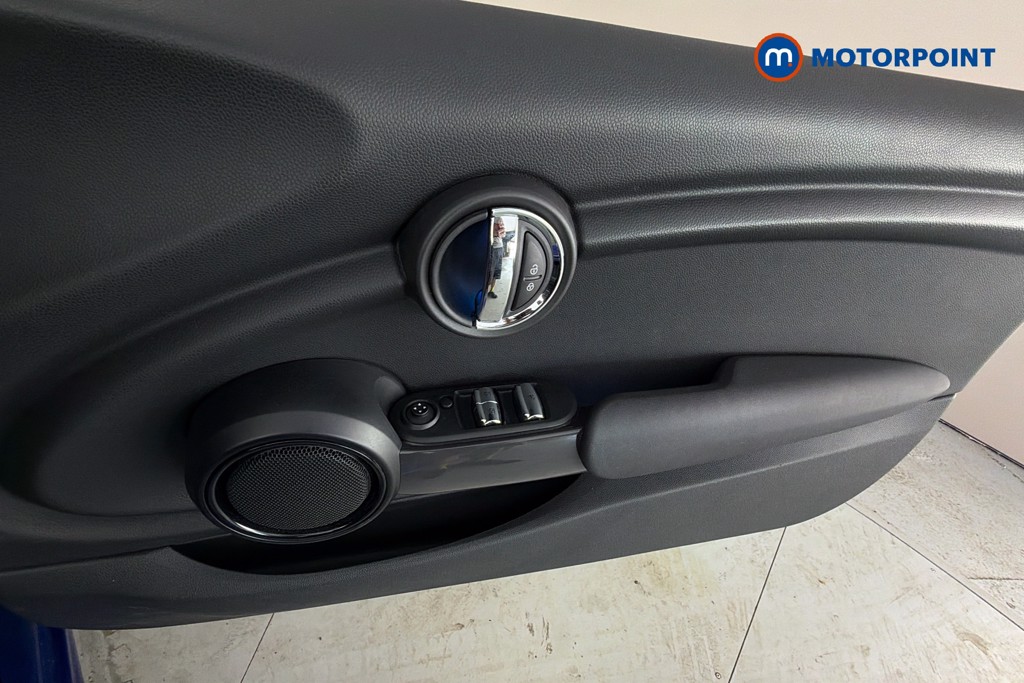 Mini Convertible Cooper Sport Manual Petrol Convertible - Stock Number (1645981) - 19th supplementary image