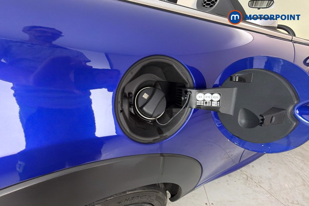 Mini Convertible Cooper Sport Manual Petrol Convertible - Stock Number (1645981) - 41st supplementary image