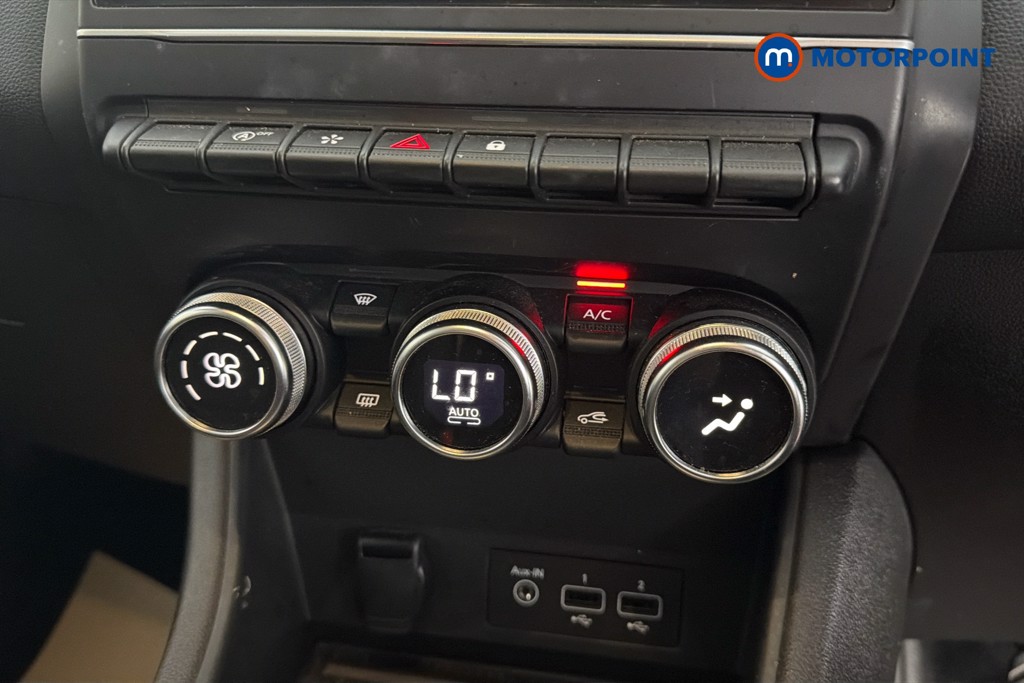 Renault Captur Techno Manual Petrol SUV - Stock Number (1646533) - 12th supplementary image