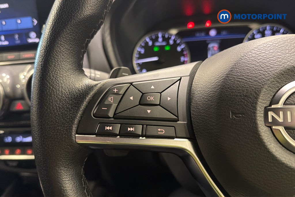 Nissan Juke N-Connecta Automatic Petrol SUV - Stock Number (1649036) - 3rd supplementary image