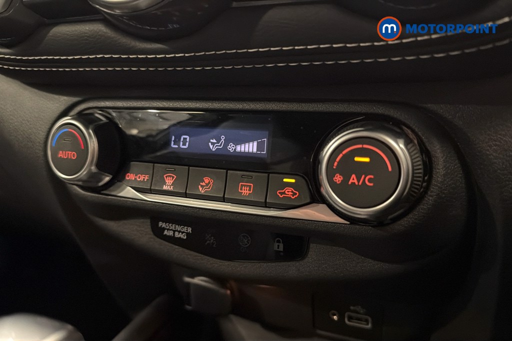 Nissan Juke N-Connecta Automatic Petrol SUV - Stock Number (1649036) - 12th supplementary image