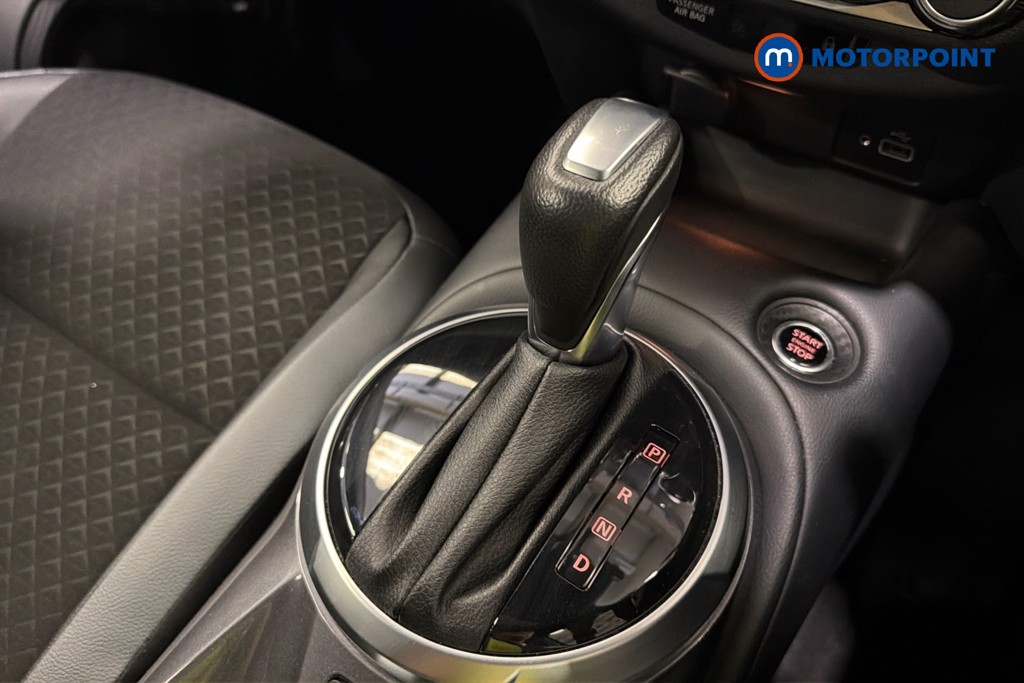 Nissan Juke N-Connecta Automatic Petrol SUV - Stock Number (1649036) - 15th supplementary image