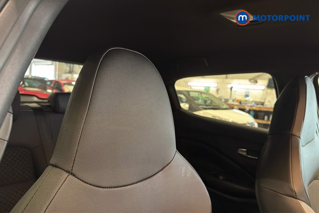 Nissan Juke N-Connecta Automatic Petrol SUV - Stock Number (1649036) - 23rd supplementary image