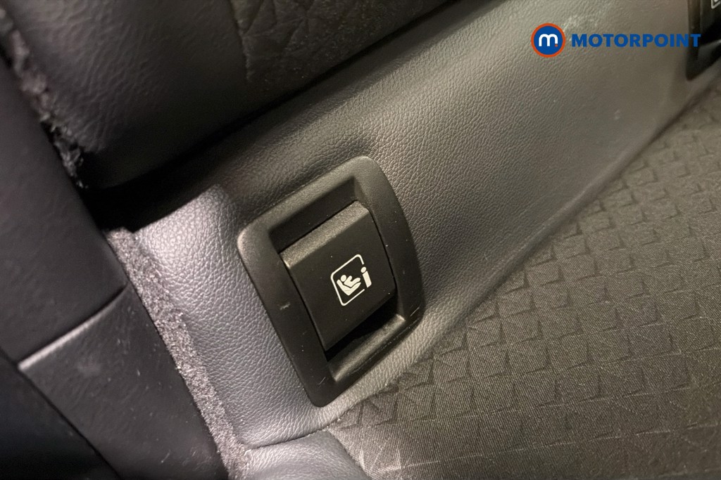 Nissan Juke N-Connecta Automatic Petrol SUV - Stock Number (1649036) - 29th supplementary image