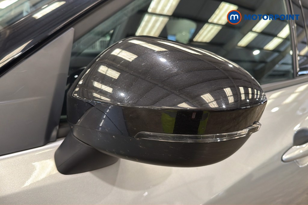 Nissan Juke N-Connecta Automatic Petrol SUV - Stock Number (1649036) - 43rd supplementary image