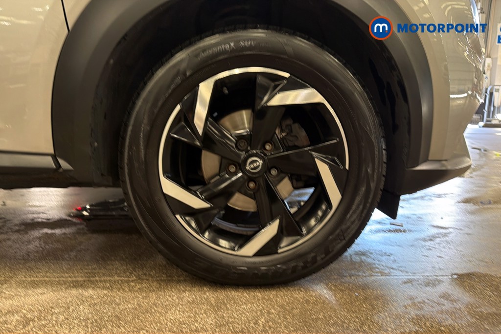 Nissan Juke N-Connecta Automatic Petrol SUV - Stock Number (1649036) - 50th supplementary image