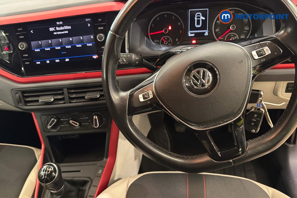 Volkswagen Polo Beats Manual Petrol Hatchback - Stock Number (1649244) - 2nd supplementary image