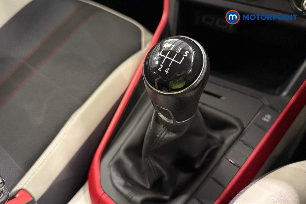 Volkswagen Polo Beats Manual Petrol Hatchback - Stock Number (1649244) - 15th supplementary image