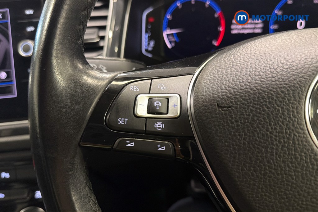 Volkswagen T-Roc SEL Manual Petrol SUV - Stock Number (1649380) - 3rd supplementary image