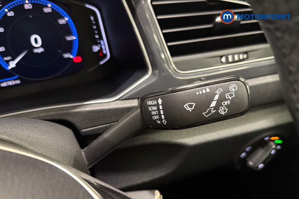 Volkswagen T-Roc SEL Manual Petrol SUV - Stock Number (1649380) - 7th supplementary image