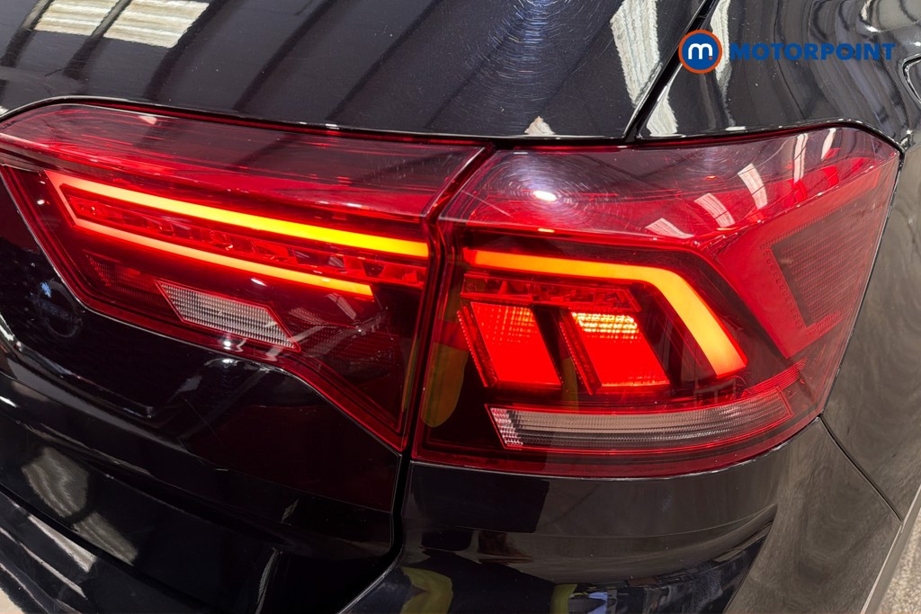 Volkswagen T-Roc SEL Manual Petrol SUV - Stock Number (1649380) - 38th supplementary image