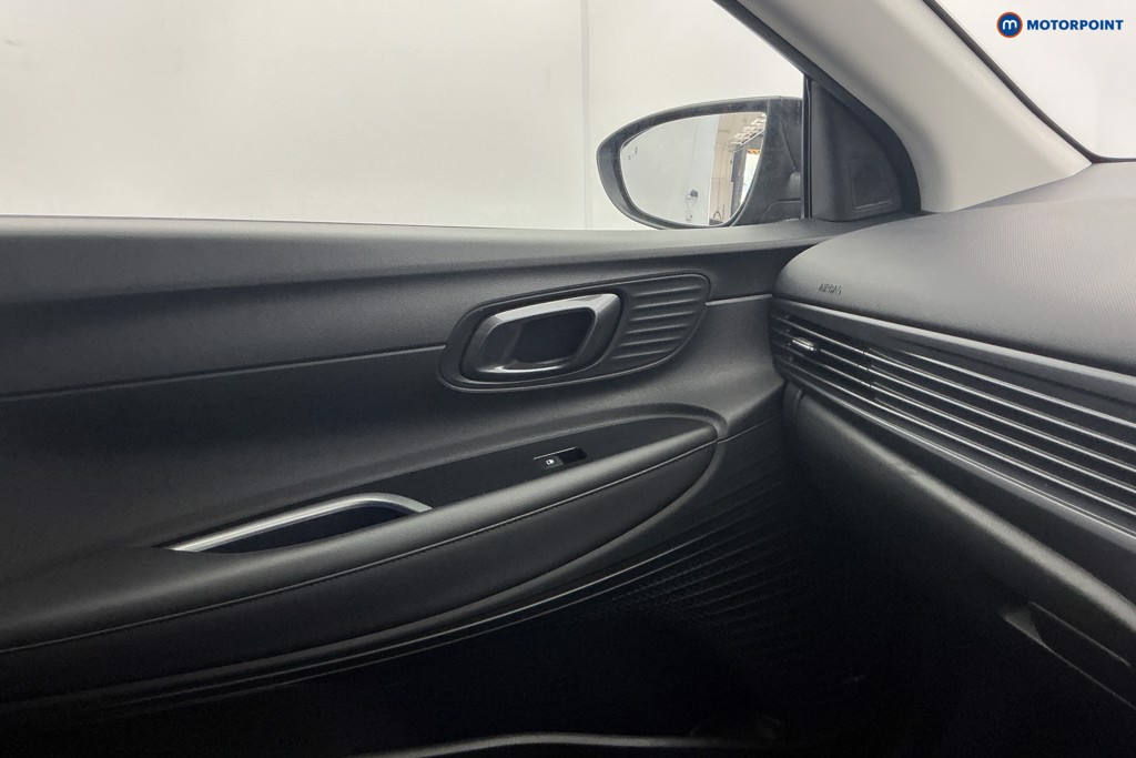 Hyundai Bayon Ultimate Automatic Petrol SUV - Stock Number (1650062) - 19th supplementary image