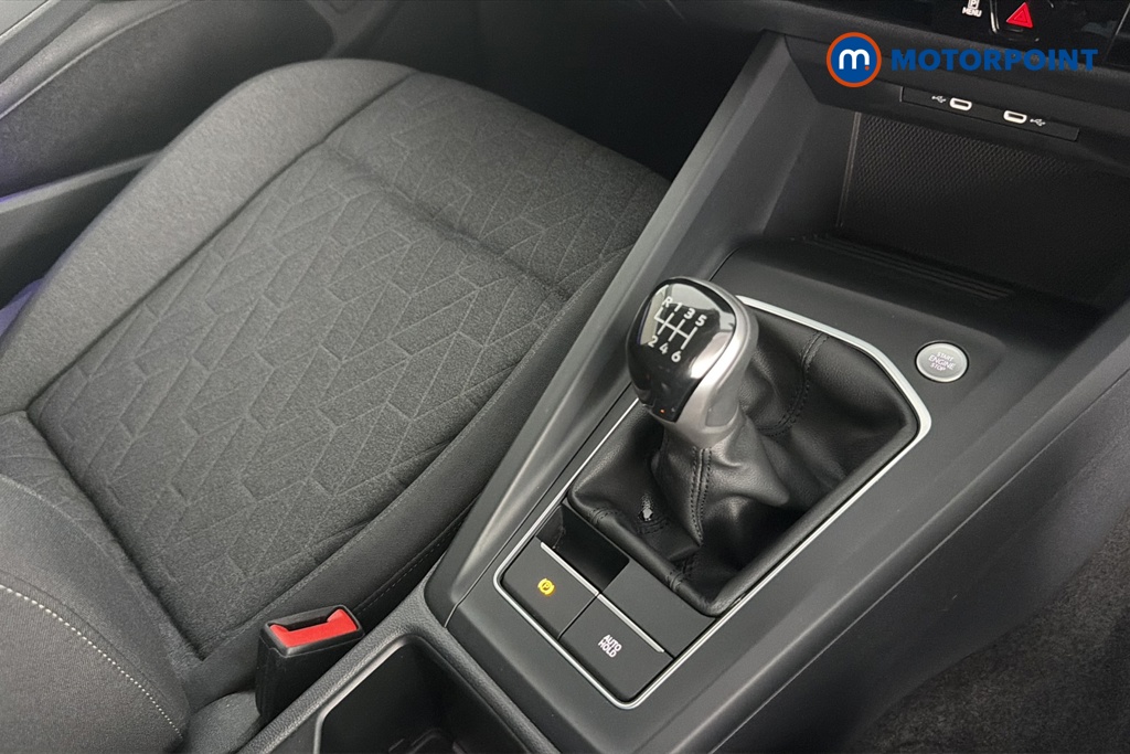 Volkswagen Golf Match Manual Petrol Hatchback - Stock Number (1650651) - 15th supplementary image