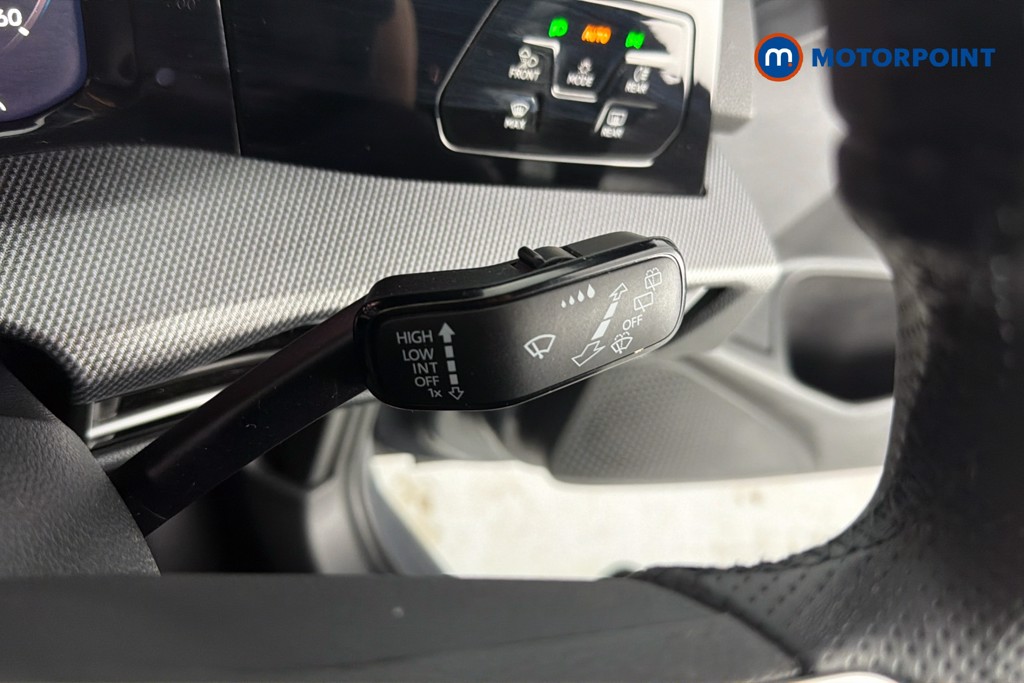 Volkswagen Golf Black Edition Manual Petrol Hatchback - Stock Number (1650673) - 7th supplementary image