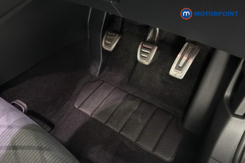 Volkswagen Golf Black Edition Manual Petrol Hatchback - Stock Number (1650673) - 27th supplementary image