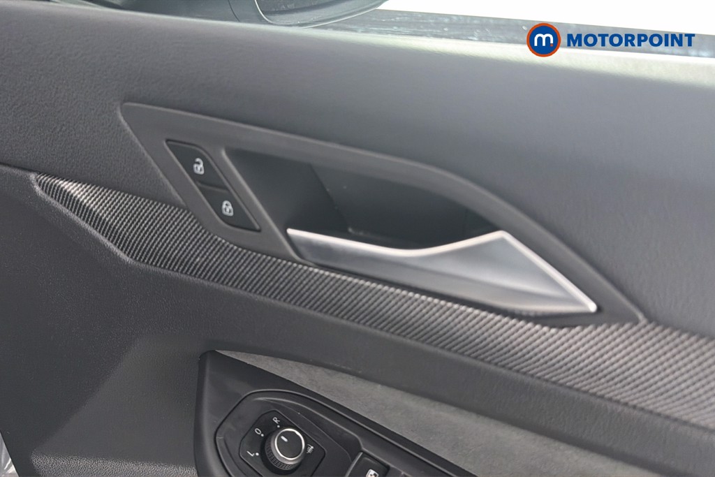 Volkswagen Golf Black Edition Manual Petrol Hatchback - Stock Number (1650673) - 42nd supplementary image