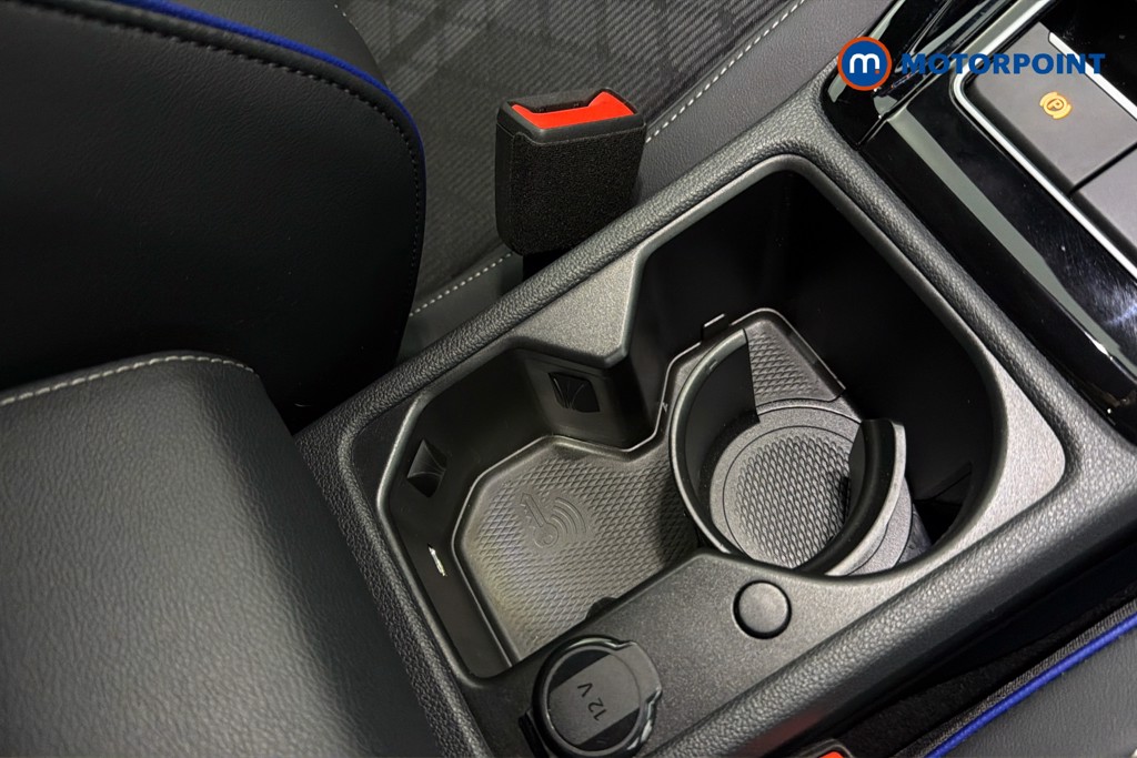 Volkswagen Golf Black Edition Manual Petrol Hatchback - Stock Number (1650675) - 16th supplementary image
