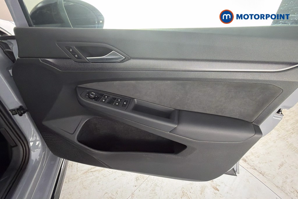Volkswagen Golf Black Edition Manual Petrol Hatchback - Stock Number (1650675) - 19th supplementary image