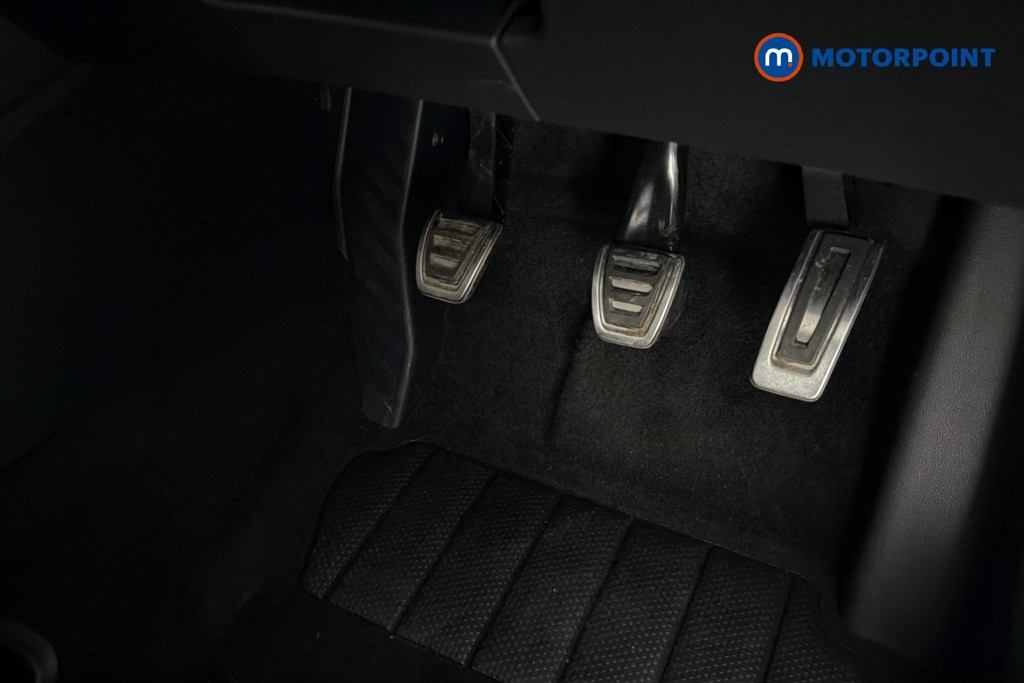 Volkswagen Golf Black Edition Manual Petrol Hatchback - Stock Number (1650675) - 27th supplementary image