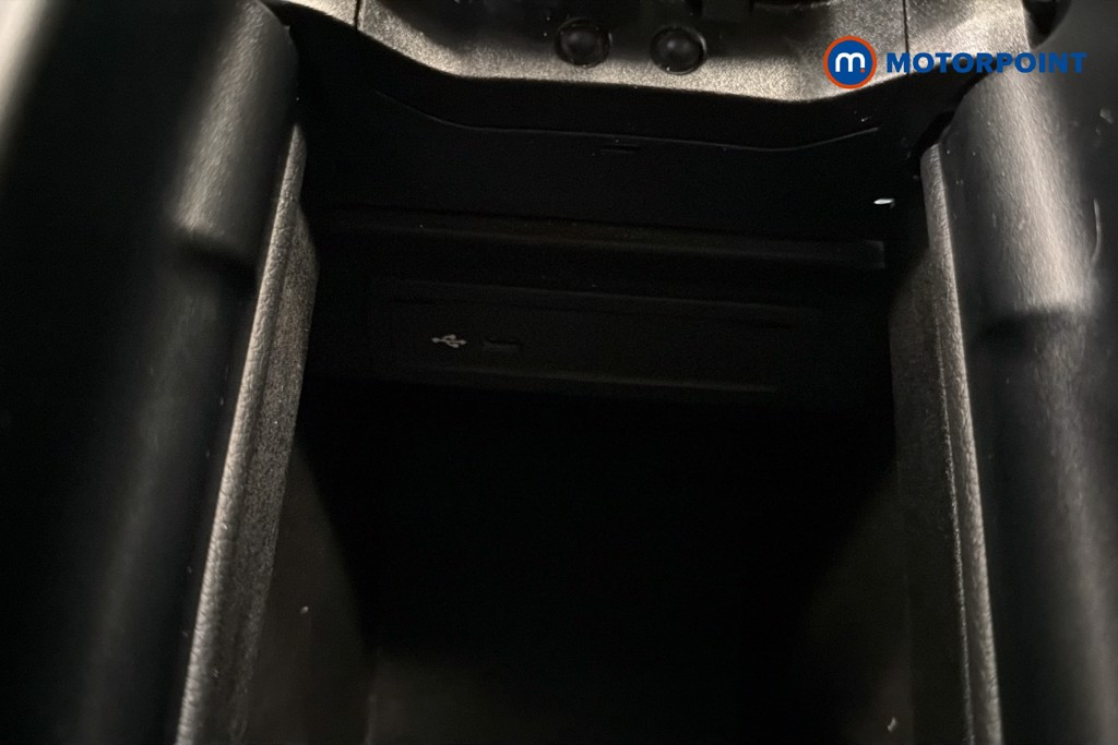 Mercedes-Benz A Class Amg Line Automatic Petrol Plug-In Hybrid Hatchback - Stock Number (1650999) - 17th supplementary image