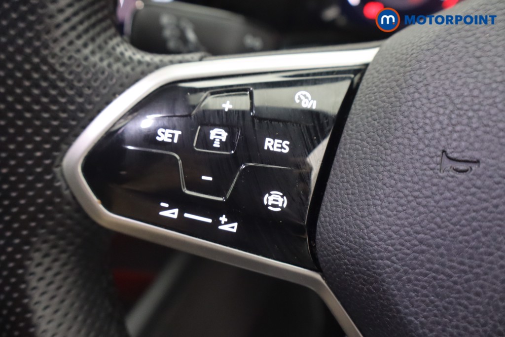 Volkswagen Golf R-Line Manual Petrol Hatchback - Stock Number (1651310) - 6th supplementary image