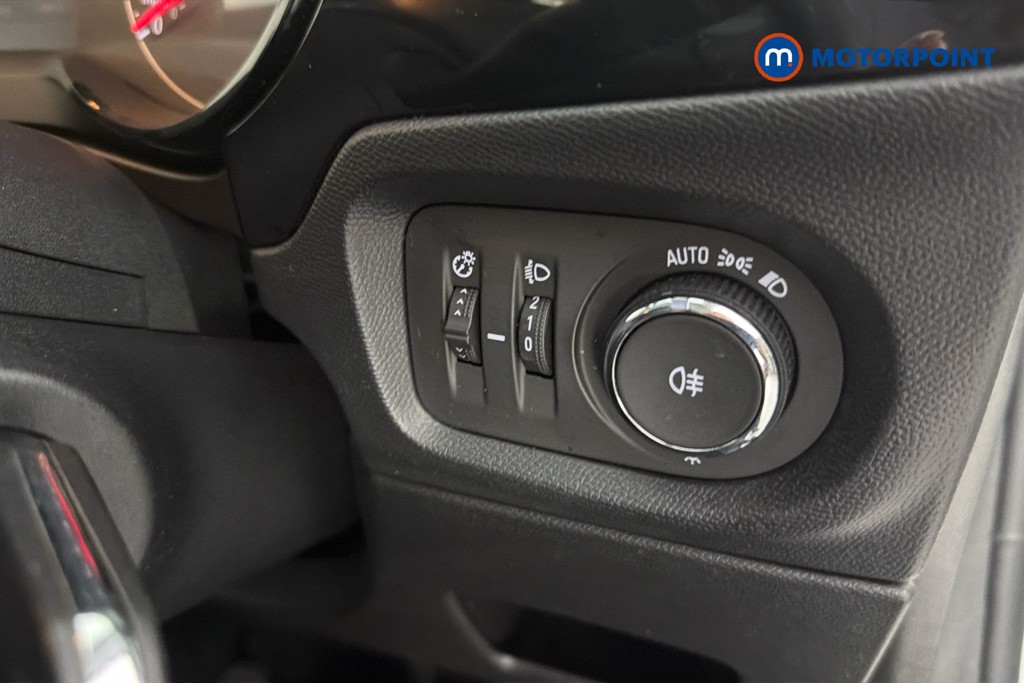 Vauxhall Corsa Design Manual Petrol Hatchback - Stock Number (1652007) - 18th supplementary image