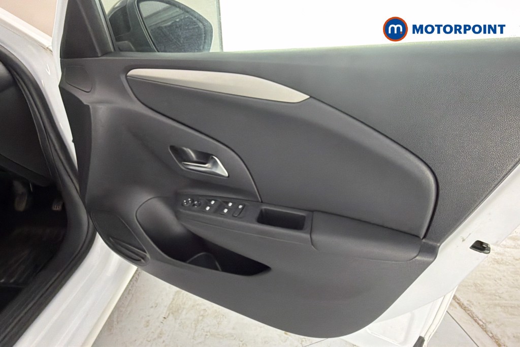 Vauxhall Corsa Design Manual Petrol Hatchback - Stock Number (1652007) - 19th supplementary image