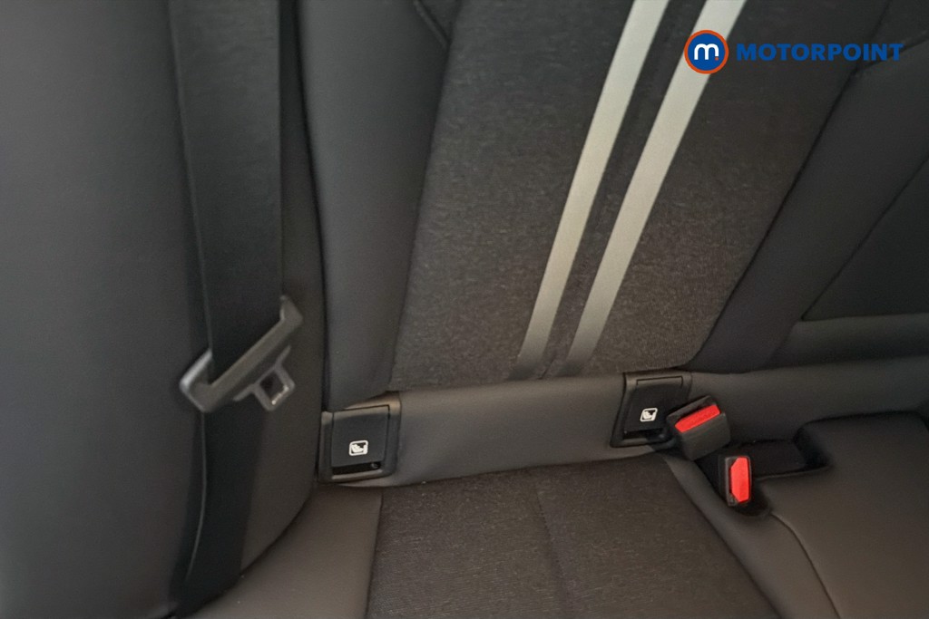 BMW 2 Series Sport Automatic Diesel Saloon - Stock Number (1652537) - 29th supplementary image