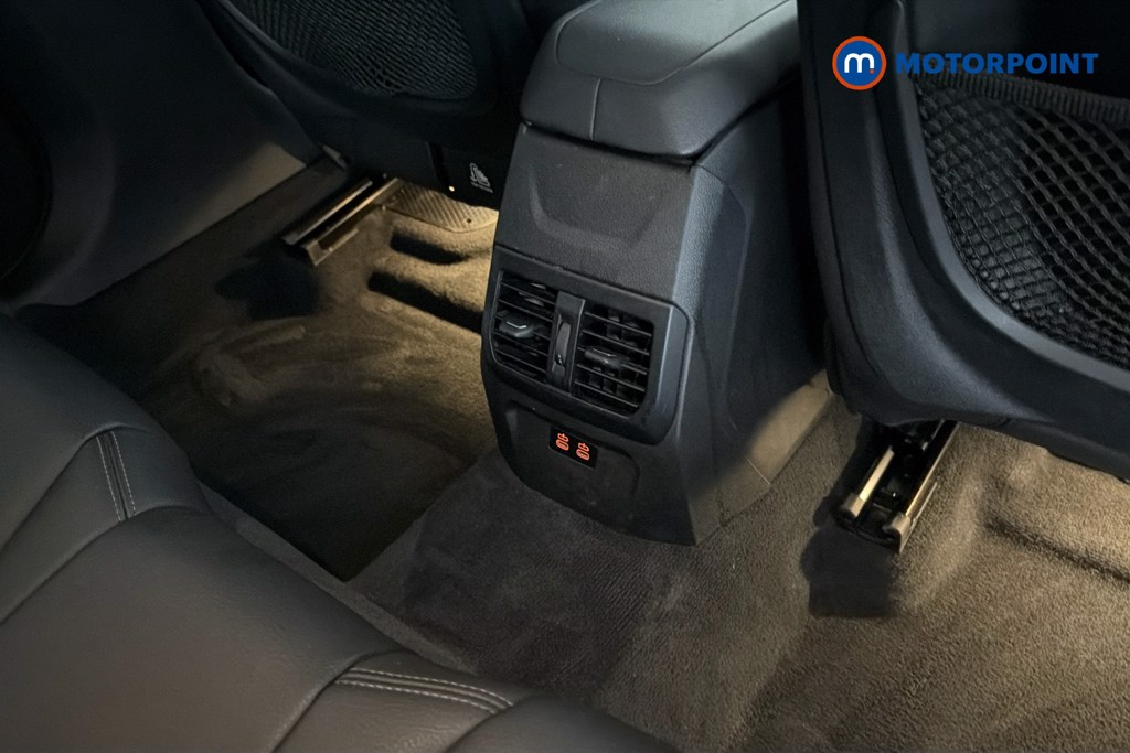 BMW 2 Series Sport Automatic Diesel Saloon - Stock Number (1652537) - 30th supplementary image