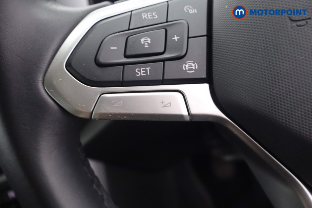 Volkswagen T-Roc Life Manual Petrol SUV - Stock Number (1652888) - 15th supplementary image