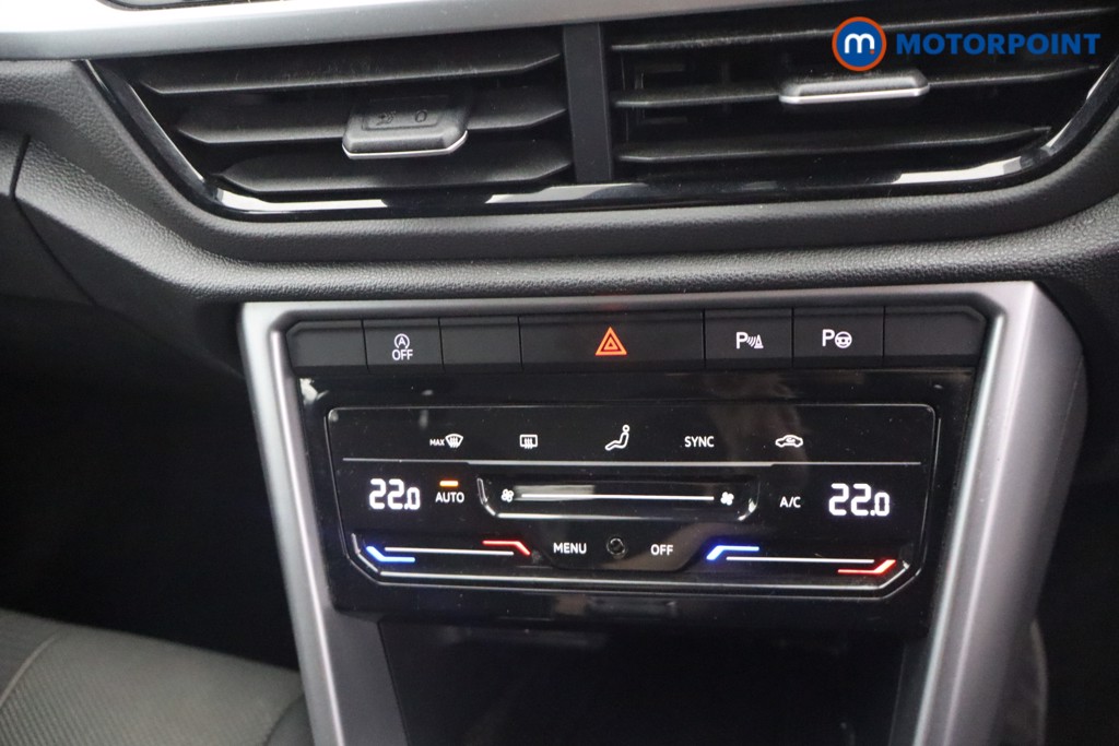Volkswagen T-Roc Life Manual Petrol SUV - Stock Number (1652888) - 17th supplementary image