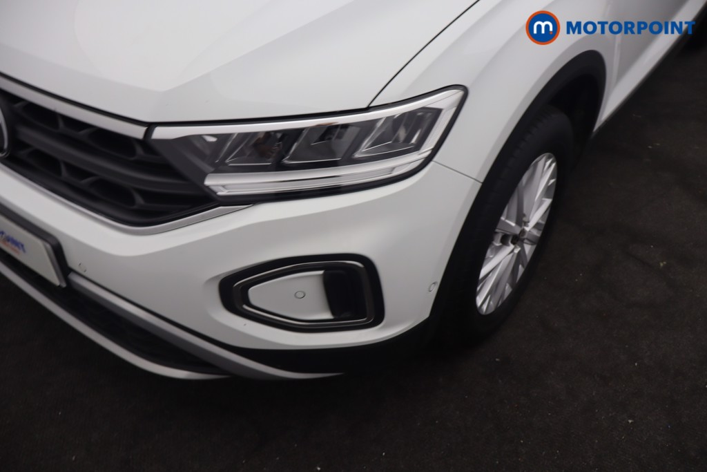 Volkswagen T-Roc Life Manual Petrol SUV - Stock Number (1652888) - 24th supplementary image