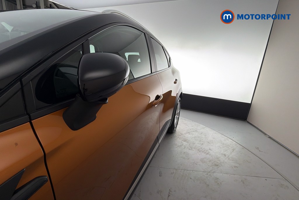 Renault Captur Iconic Automatic Petrol SUV - Stock Number (1654333) - 43rd supplementary image