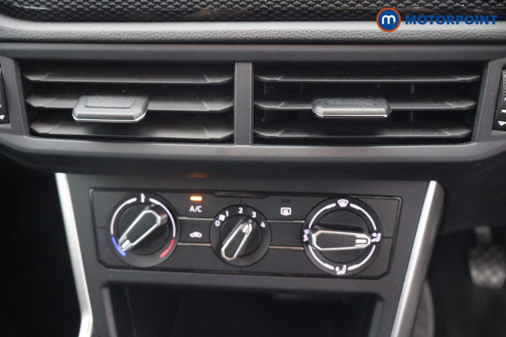 Volkswagen Polo Life Manual Petrol Hatchback - Stock Number (1655075) - 3rd supplementary image
