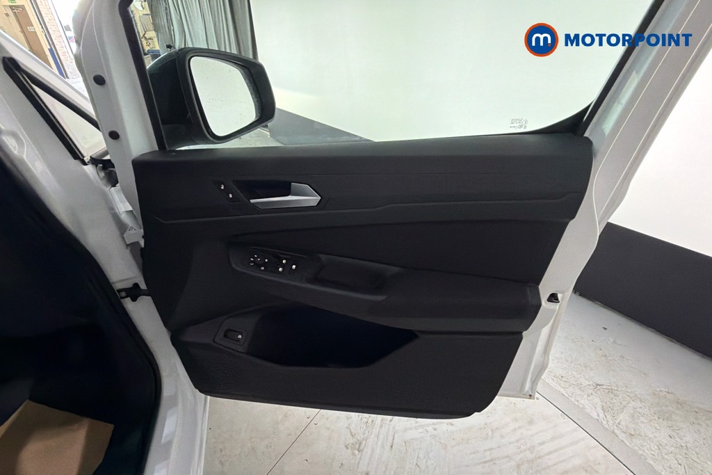 Ford Transit Connect Limited Automatic Petrol Plug-In Hybrid Panel Van - Stock Number (1655483) - 38th supplementary image
