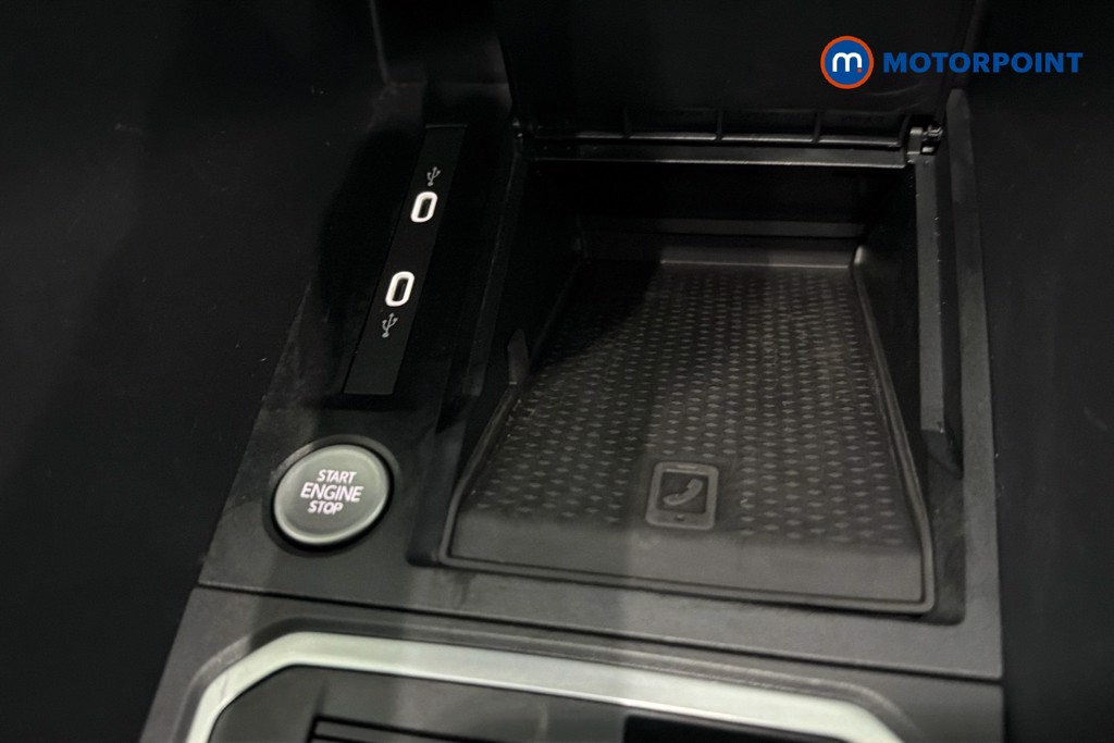 Ford Transit Connect Limited Automatic Petrol Plug-In Hybrid Panel Van - Stock Number (1655489) - 17th supplementary image