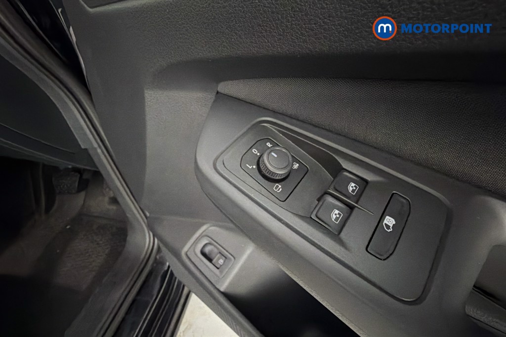 Ford Transit Connect Limited Automatic Petrol Plug-In Hybrid Panel Van - Stock Number (1655489) - 20th supplementary image
