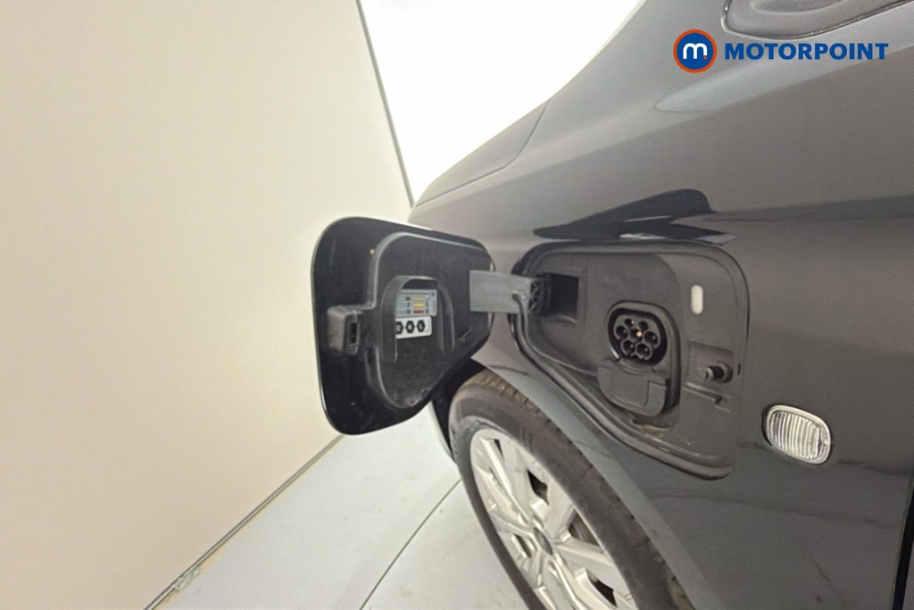 Ford Transit Connect Limited Automatic Petrol Plug-In Hybrid Panel Van - Stock Number (1655489) - 41st supplementary image